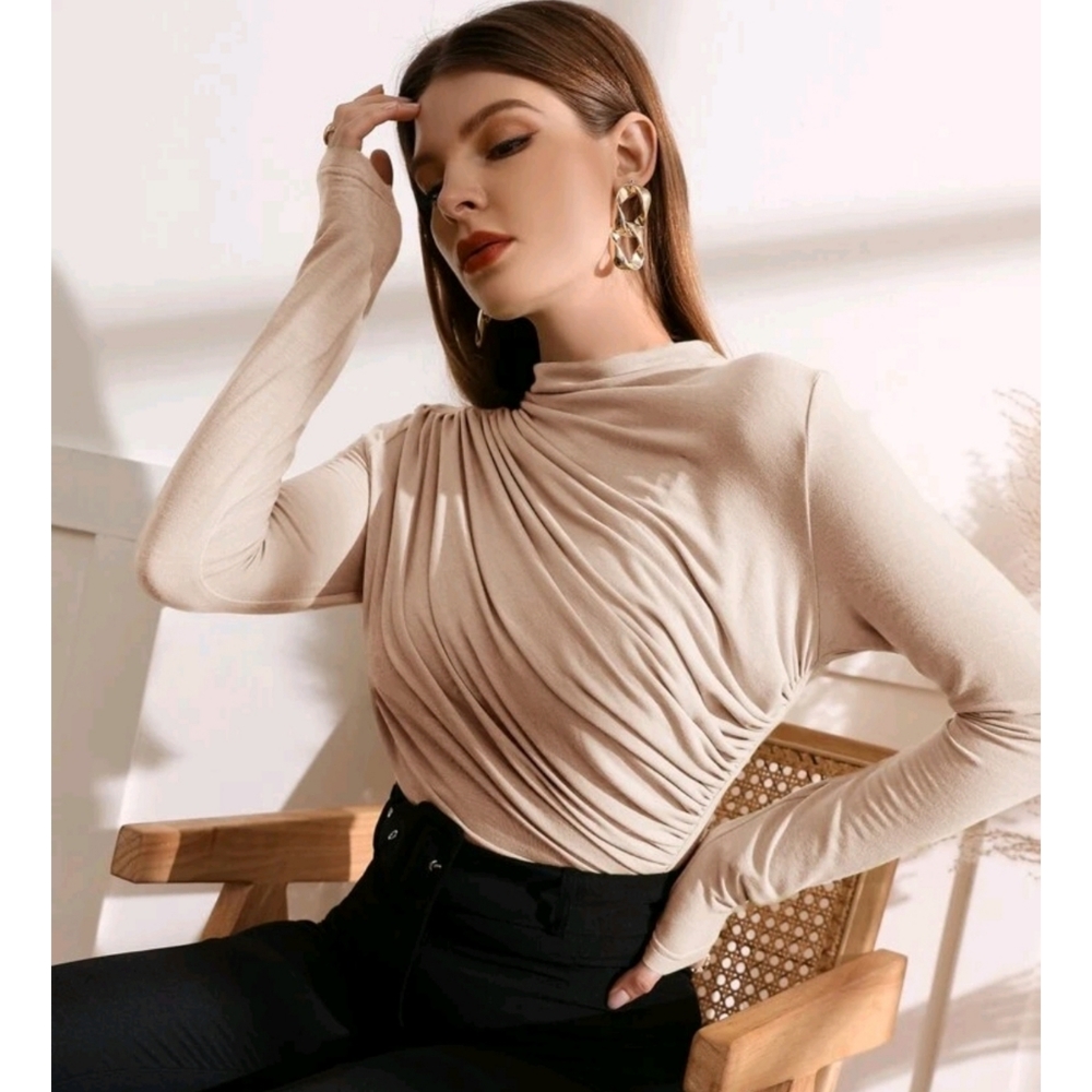 Mock Neck Ruched Slim Fit Pullover Tee - Picture 9 of 11